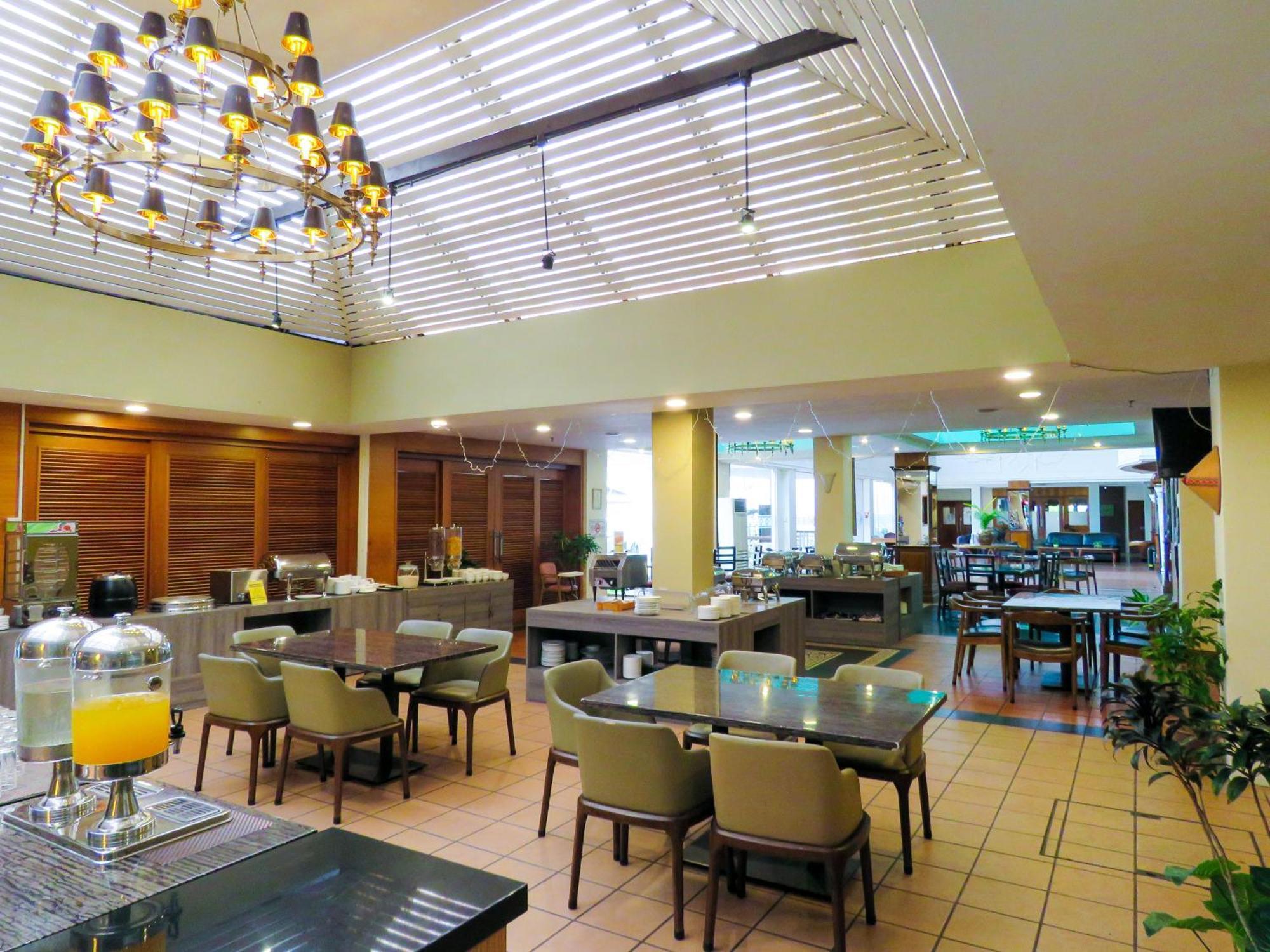 StarLodge Kampong Jerudong Exterior foto