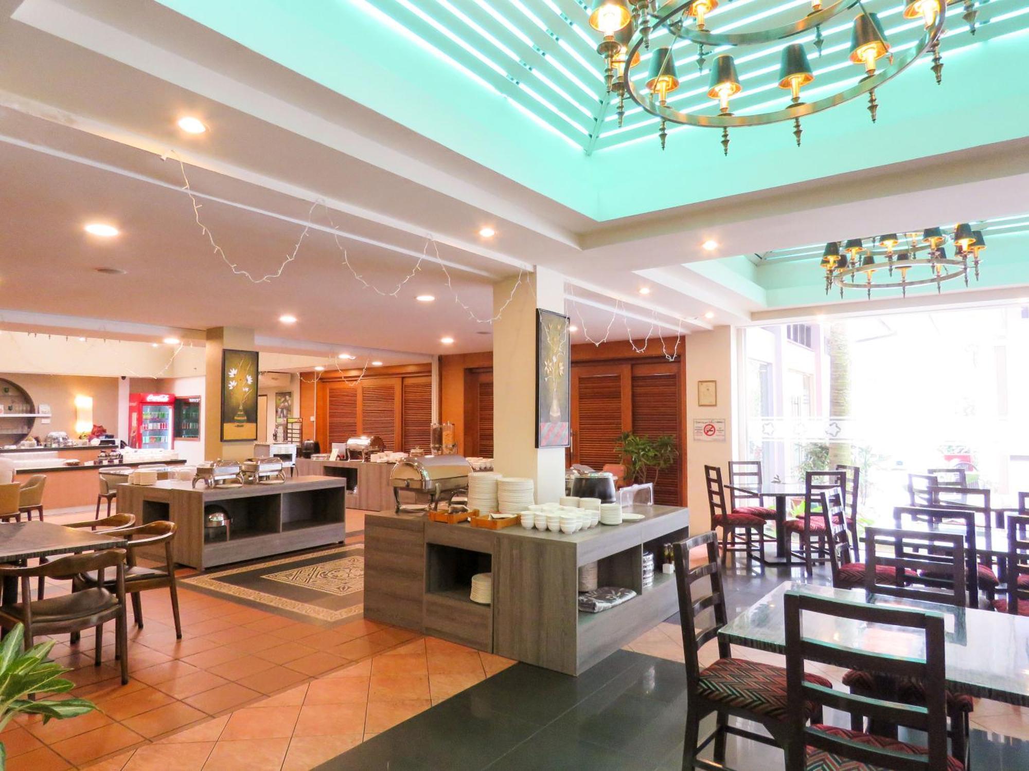 StarLodge Kampong Jerudong Exterior foto